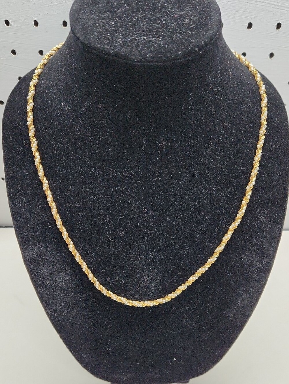 Faux Ivory Pearl and Gold-Link Necklace Bundle - Picture 5 of 9